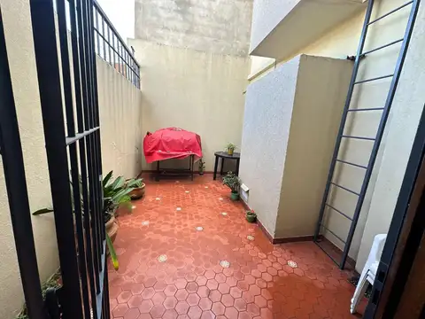 Depto Tipo Casa en Venta al Oeste