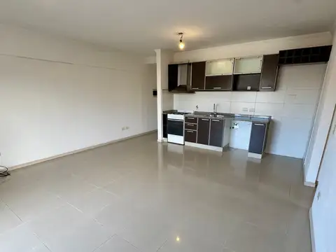 Almirante Brown 3100, Piso 3