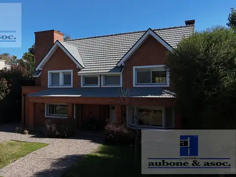 Casa en Venta de 4 dormitorios