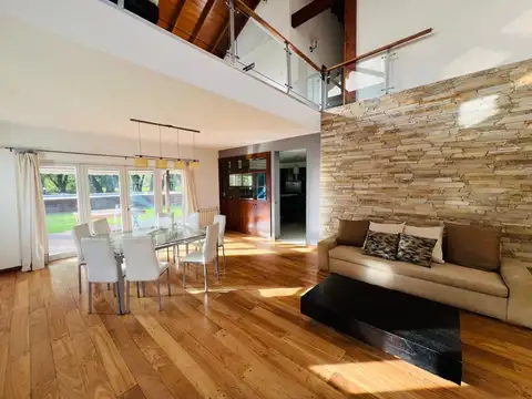 CASA 4 AMB - BARRIO RUMENCO