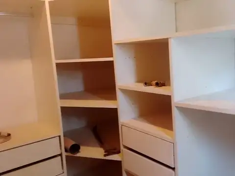 CASA EN PLOTTIER CENTRO MAS DEPTO