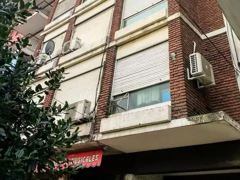 Av. Maipú al 1300