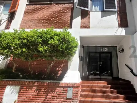 Zapiola 2300, Piso 2