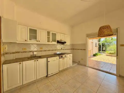 Casa en Venta en Manuel B Gonnet, USD 126.000