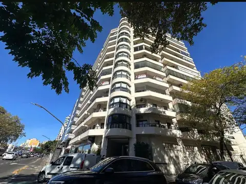 5 Ambientes en venta Avenida del Libertador