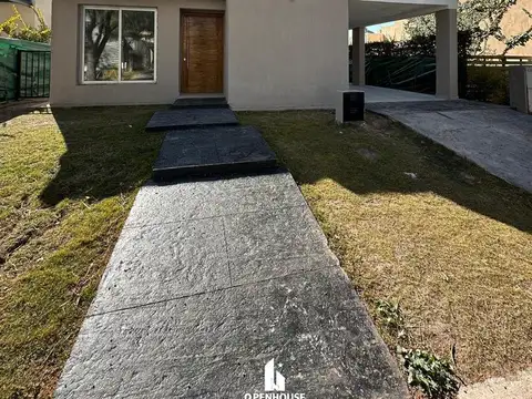 OPENHOUSE vende hermosa Casa ubicada en el Barrio Lar de Drummond,Luján de Cuyo.