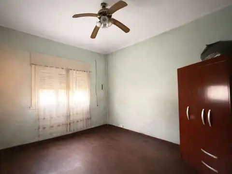 Mariano Moreno entre Bourel y 25 de Mayo de 1810 100