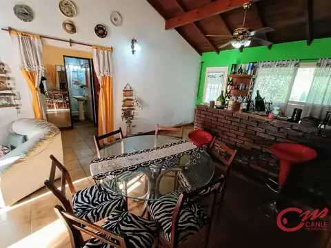 Casa en Venta con 1 cochera