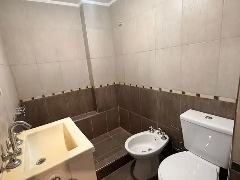 Departamento en Alquiler con 1 cocheras