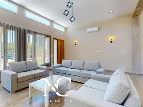 Casa 5 ambientes con 3 baños