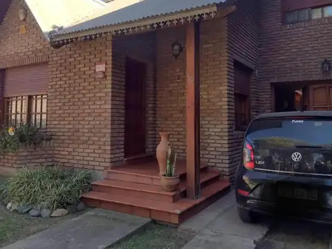 Casa en Venta en Funes, USD 250.000