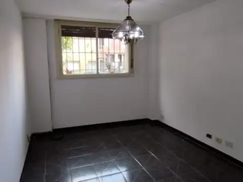 Estado Plurinacion De Bolivia  1500 PB , Piso 0