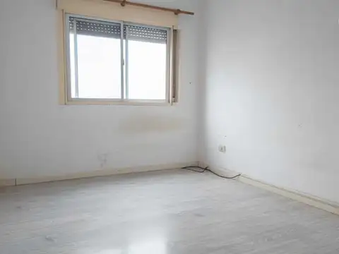 Departamento en Venta en Villa Dominico, USD 52.000
