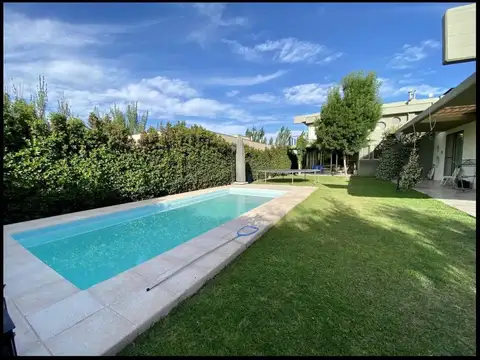 Casa 3 ambientes con 3 baños