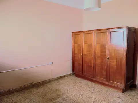 CASA EN VENTA PJE. RUIZ DE LOS LLANOS MACROCENTRO