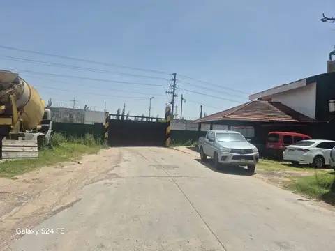 Nave ind.  s/ lote de 6000 m2 muy próximo Caba