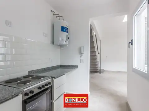 Depto Tipo Casa en Venta de 2 ambientes
