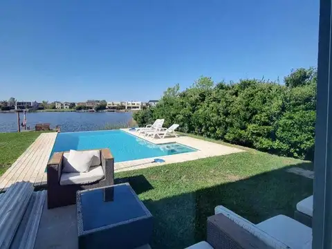 Casa en Alquiler Temporal de 4 dormitorios