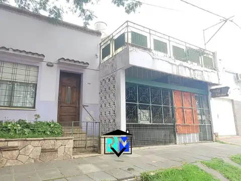 Propiedad multifuncional en zona comercial 