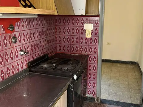 Casa 5 ambientes con 1 baño