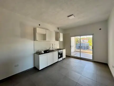 Departamento tres ambientes - Quilmes Oeste