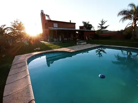 Hermosa Casa en  Andino