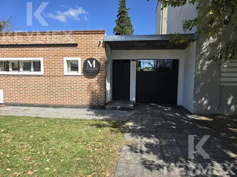 Casa en  Venta 3 dormitorios con jardín 