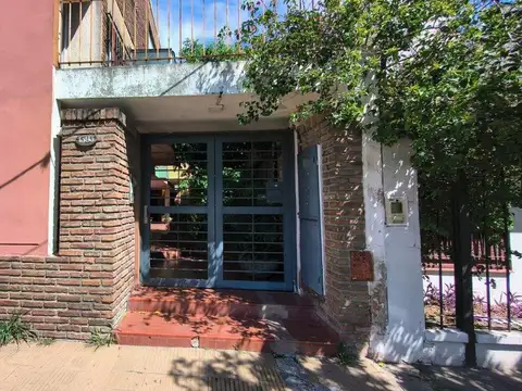 Departamento en Luis Guillon