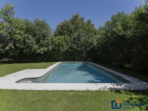 Casa 6 ambientes con 3 baños