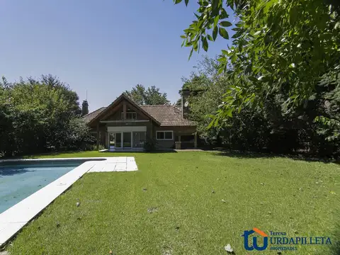 Venta de Casa bien ubicada en Olivos Golf Club