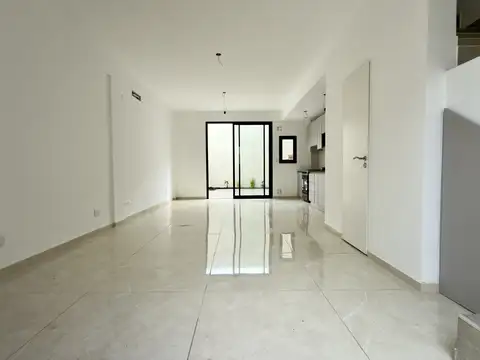 PH, DUPLEX EN VENTA, 2 DORMITORIOS, 2 PATIOS, PARRILLA