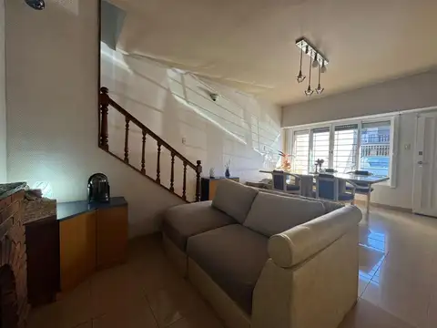 Casa en Venta en Villa Sarmiento, USD 135.000