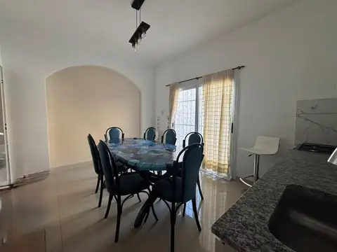 Casa en Venta al Oeste