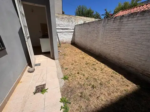 PH 3 amb-Fte c/Patio- Venta-R. Escal. APTO CREDITO