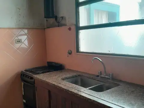 Casa en Venta en La Plata [Cod: 900]