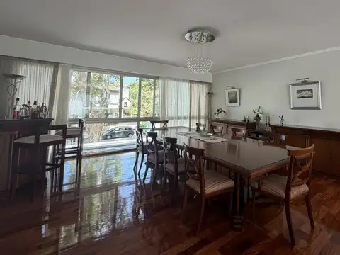 Departamento 5 ambientes con 4 baños