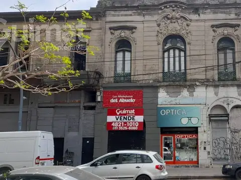 Edicio en block  para reciclar lote propio  en La Boca