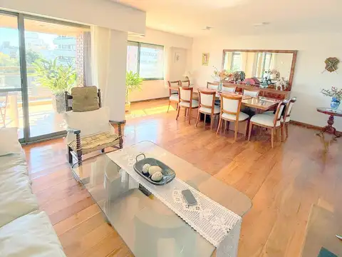 Departamento en Venta de 5 ambientes