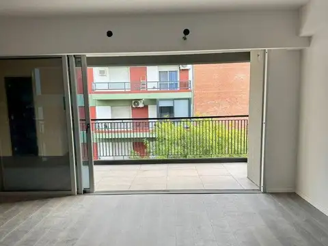 Departamento 4 ambientes con 3 baños