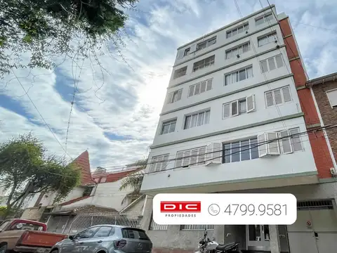 Departamento 2 ambientes Venta - Olivos-Vias/Maipu