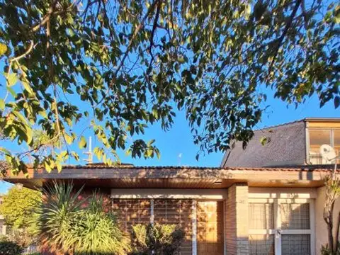 COLOMBRES 700 , Piso 0