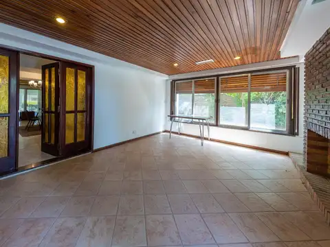 Av Del Rosario 100 bis