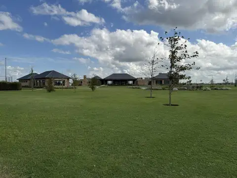 Terreno en Venta en Funes, USD 120.000