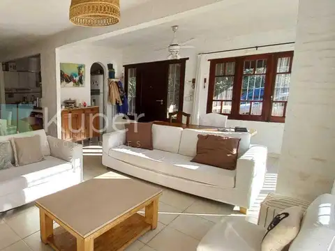 Quinta con gran parque y pileta Pilar ideal emprendimiento .