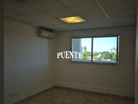 Hipólito Yrigoyen  al 7800