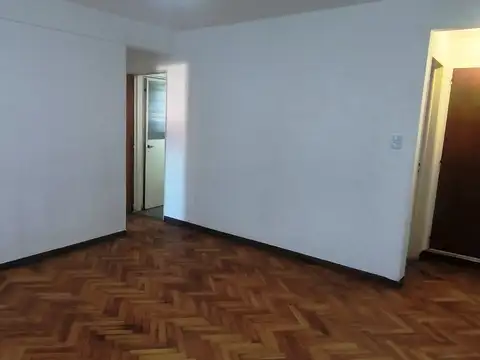 Departamento en Alquiler en Almagro, $ 600.000