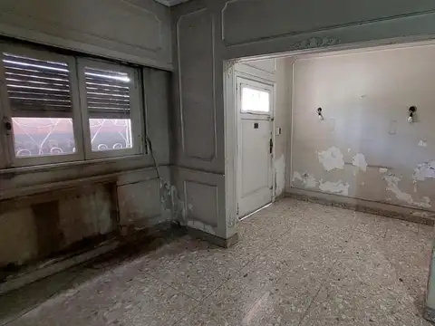 Casa 6 ambientes con 3 baños
