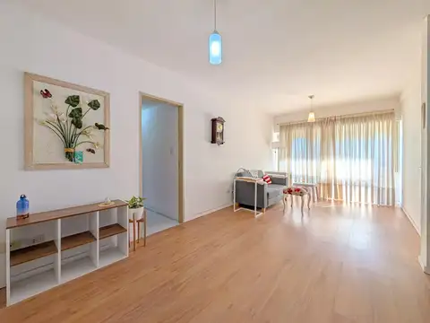 Pavón 5400, Piso 01