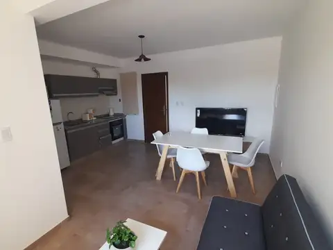 Departamento en alquiler c/ cochera en Godoy Cruz