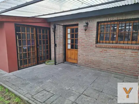 Casa en venta - 1 Dormitorio 1 Baño - Ituzaingó